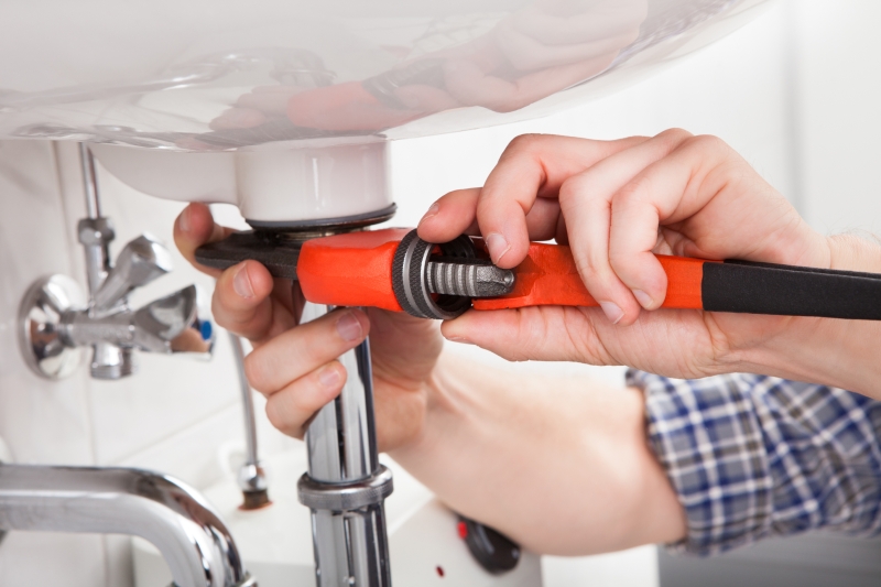 Emergency plumber attending a job in Beckenham